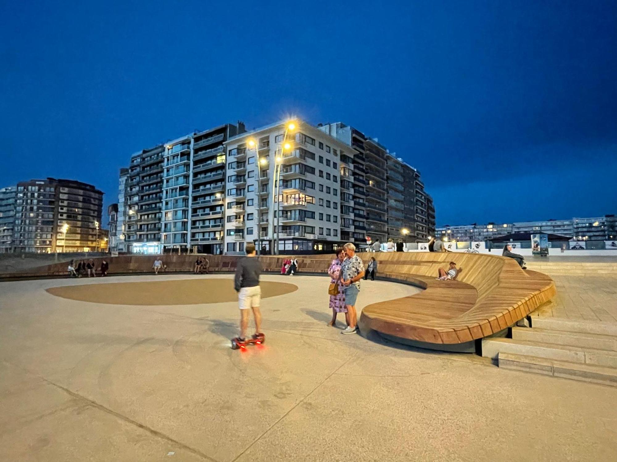 Cosy Duplex In Westende Met 3 Slpk Middelkerke Exteriör bild
